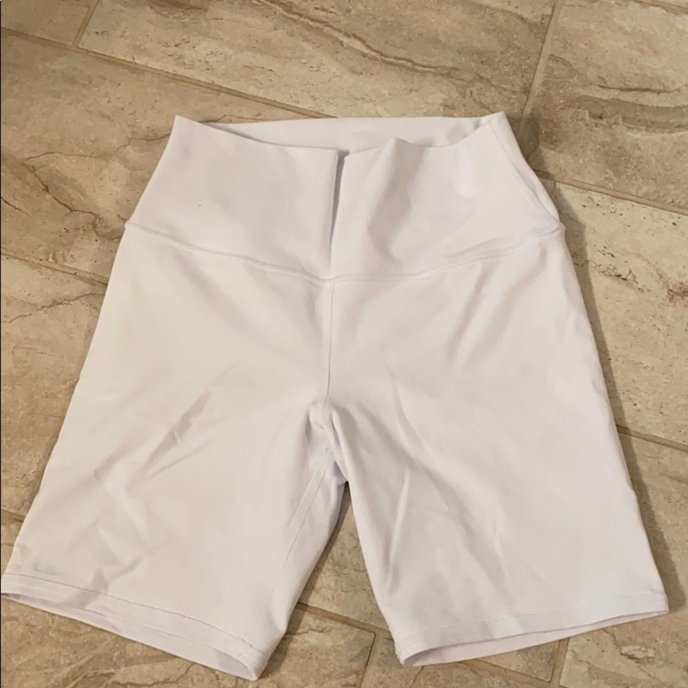alo bike short